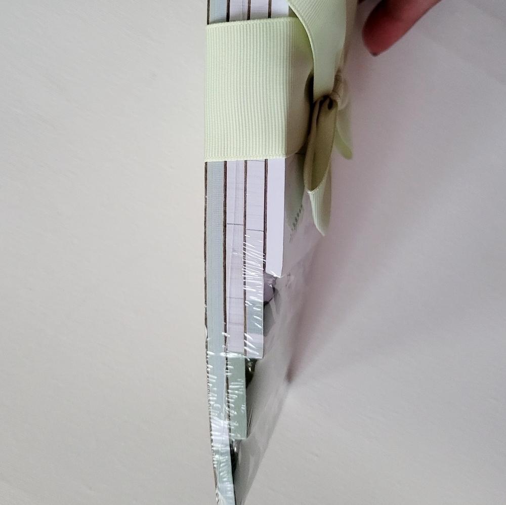 4 Pack Notepad Set - Picture 3 of 4